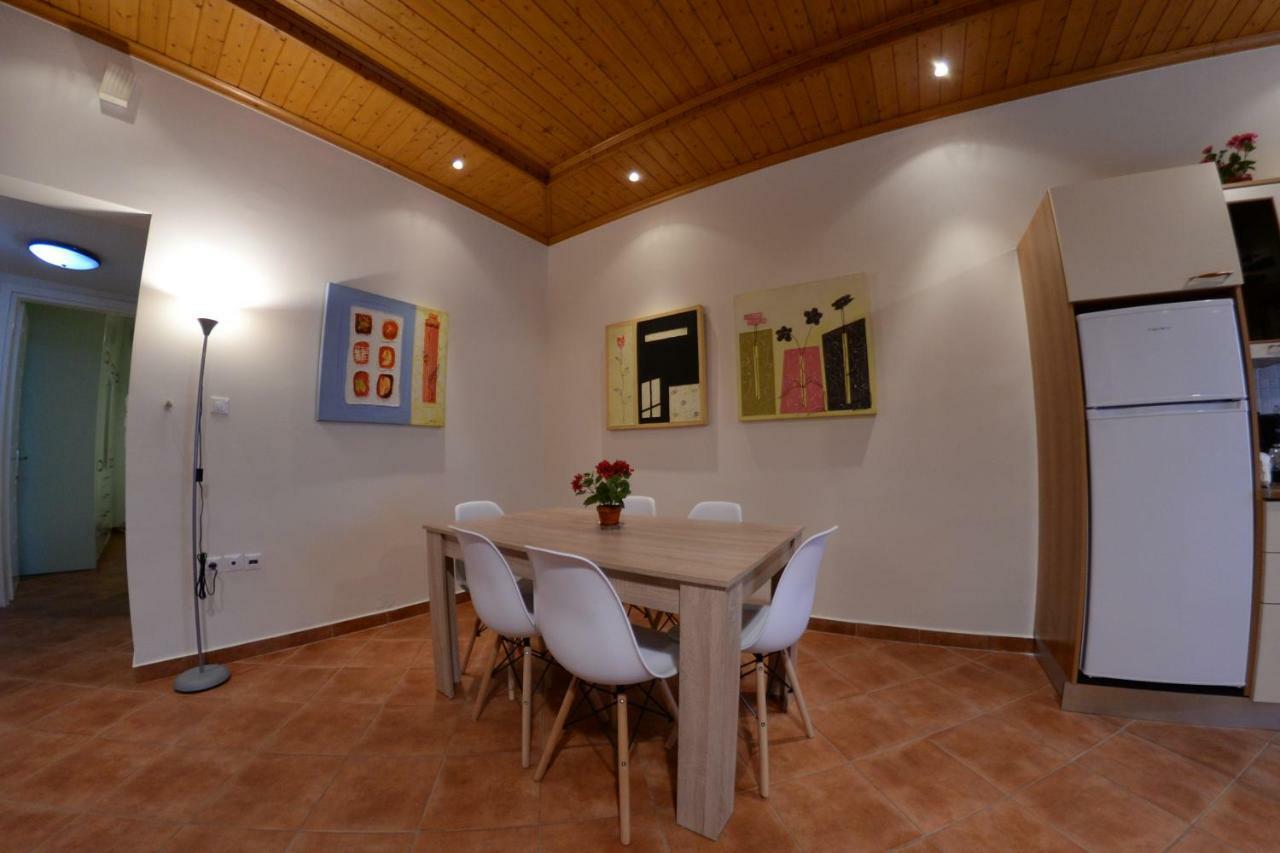 Patras Cozy Lodge Extérieur photo