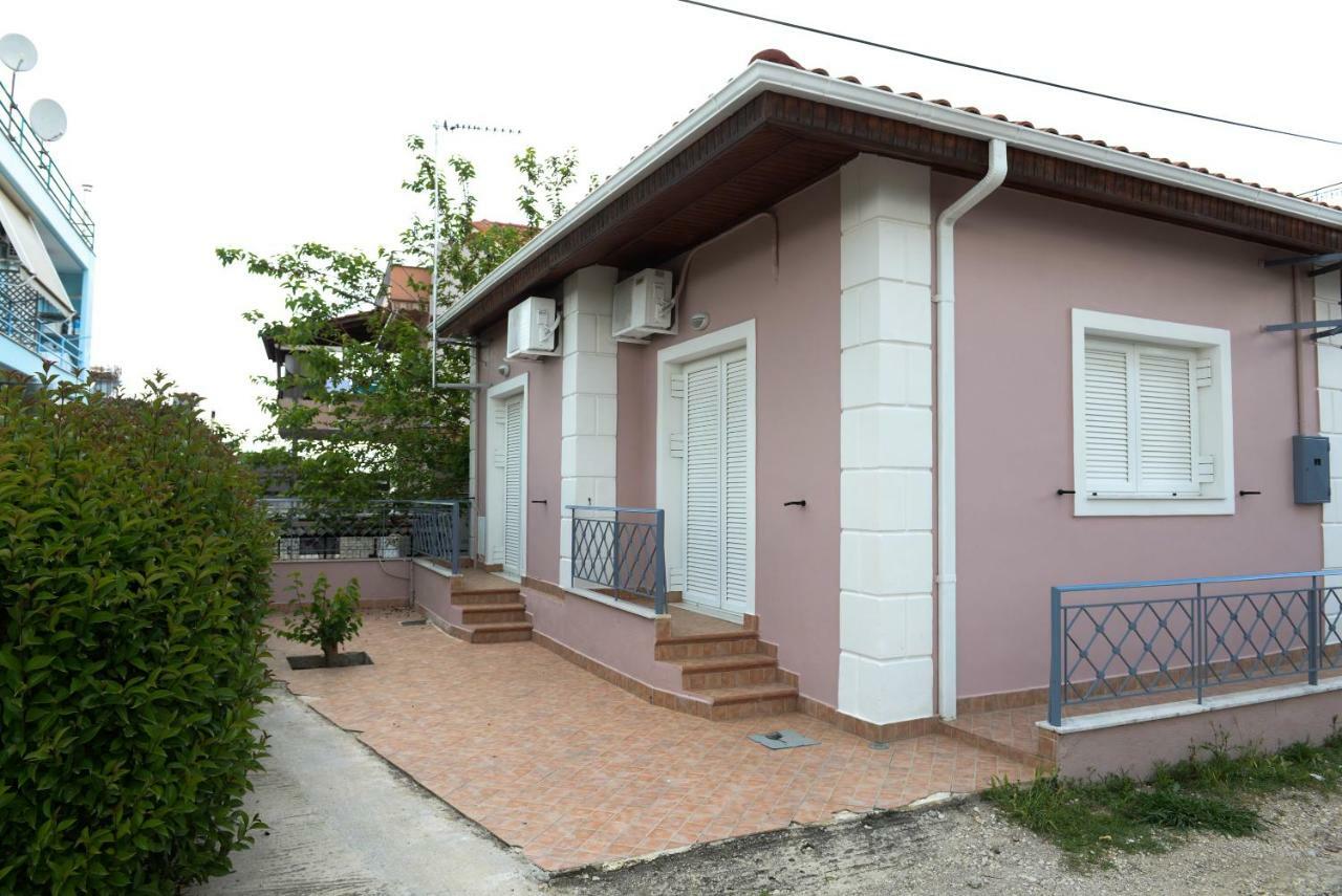 Patras Cozy Lodge Extérieur photo